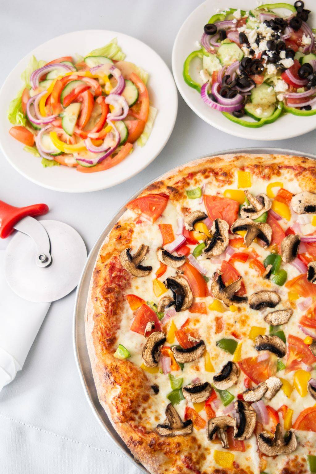 G&L European Cuisine | restaurant | 134 Speers Rd, Oakville, ON L6K 2E7, Canada | 9058444711 OR +1 905-844-4711