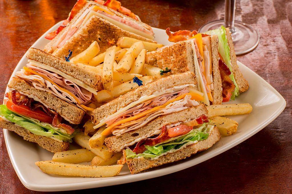 Max & Ermas | restaurant | 1900 Pavilion Dr, Virginia Beach, VA 23451, USA | 7574251198 OR +1 757-425-1198