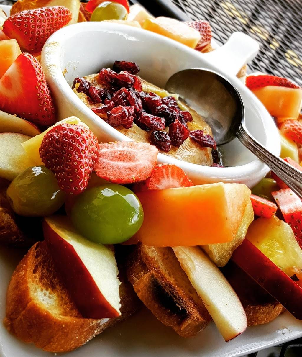 JD Allisons Bar and Grill | restaurant | 291 N 2nd Ave, Upland, CA 91786, USA | 9099824469 OR +1 909-982-4469