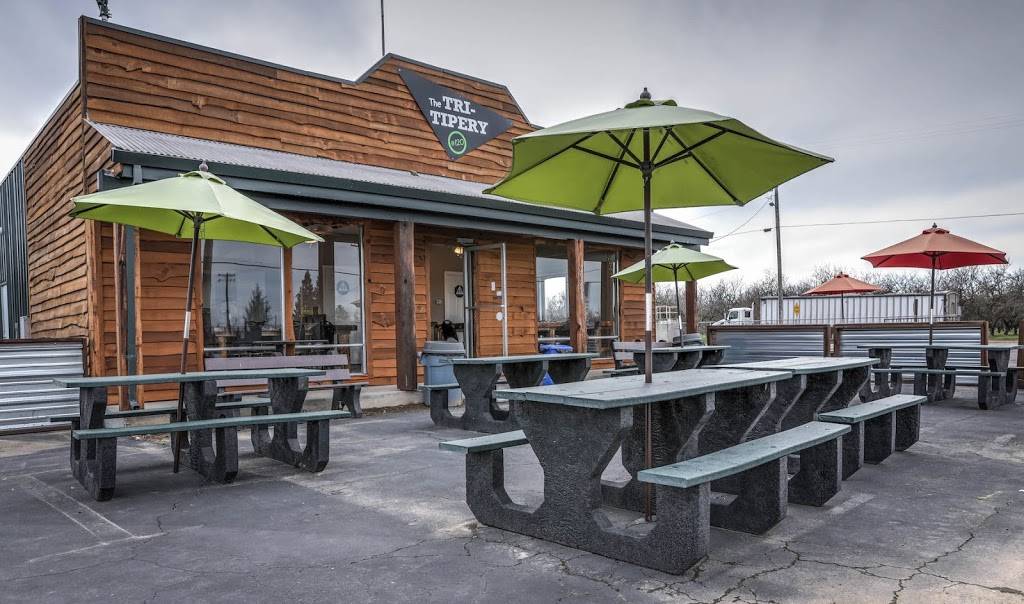 The Tri-Tipery @120 | restaurant | 29250 CA-120, Escalon, CA 95320, USA | 2096206042 OR +1 209-620-6042