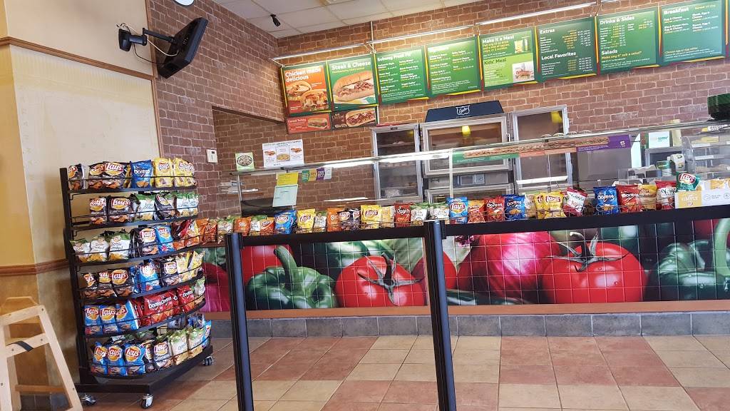 Subway | restaurant | 910 Hooper Ave, Toms River, NJ 08755, USA | 7329149700 OR +1 732-914-9700
