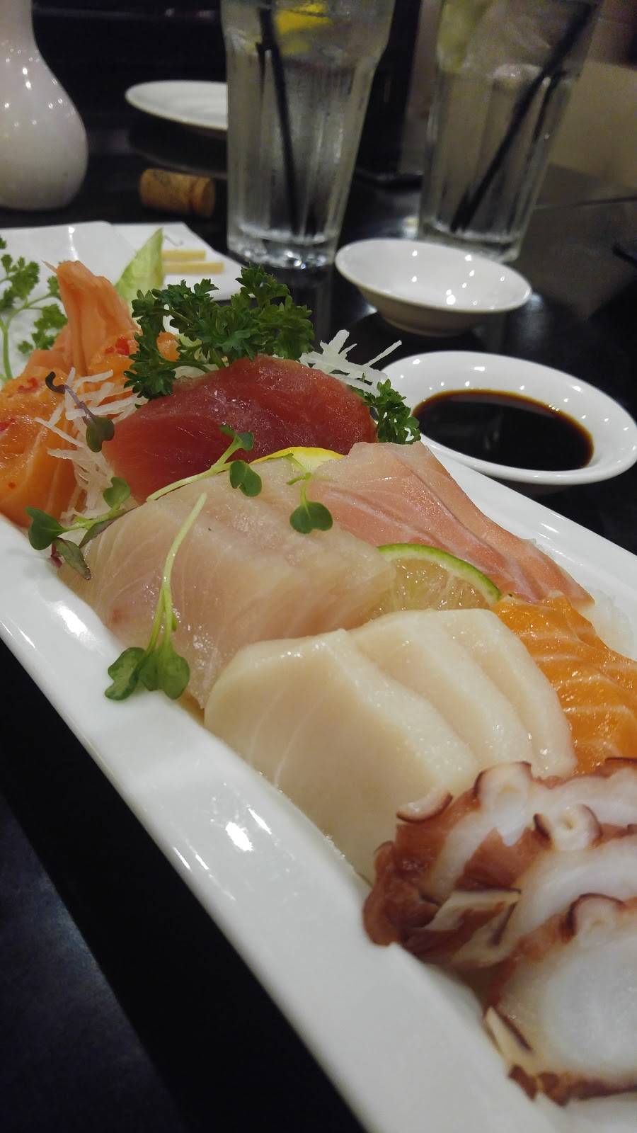 Oishi | restaurant | 2808 Eagle Rd, Newtown, PA 18940, USA | 2158605511 OR +1 215-860-5511