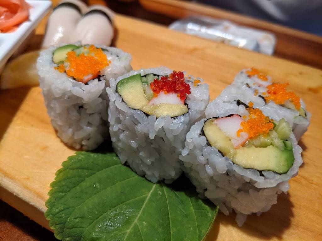 Osaka Sushi Japanese Restaurant | restaurant | 1620 Bloor St W, Toronto, ON M6P 1A7, Canada | 6473474522 OR +1 647-347-4522