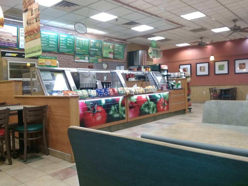 Subway | restaurant | 126 W Commercial St, Mazomanie, WI 53560, USA | 6087952530 OR +1 608-795-2530