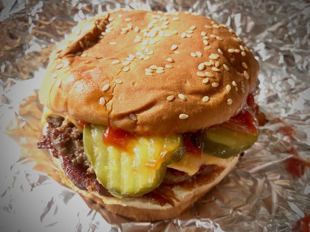 Five Guys | restaurant | Hammock Landing Town Center, Melbourne, FL 32904, USA | 3214099940 OR +1 321-409-9940