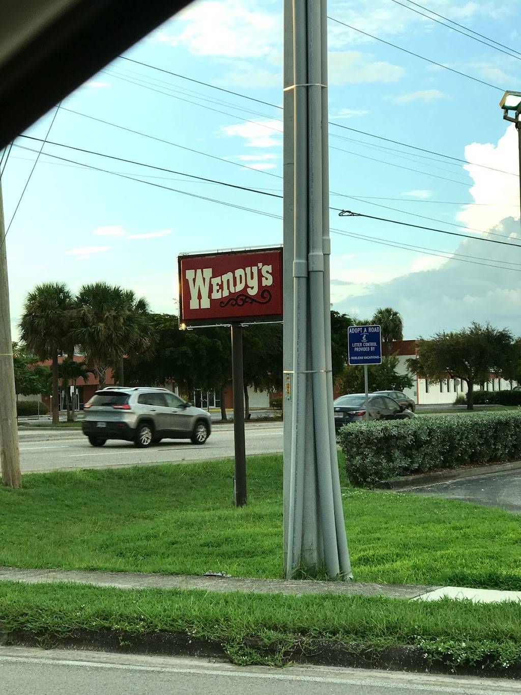 Wendys | restaurant | 1601 Del Prado Blvd S, Cape Coral, FL 33990, USA | 2397727477 OR +1 239-772-7477