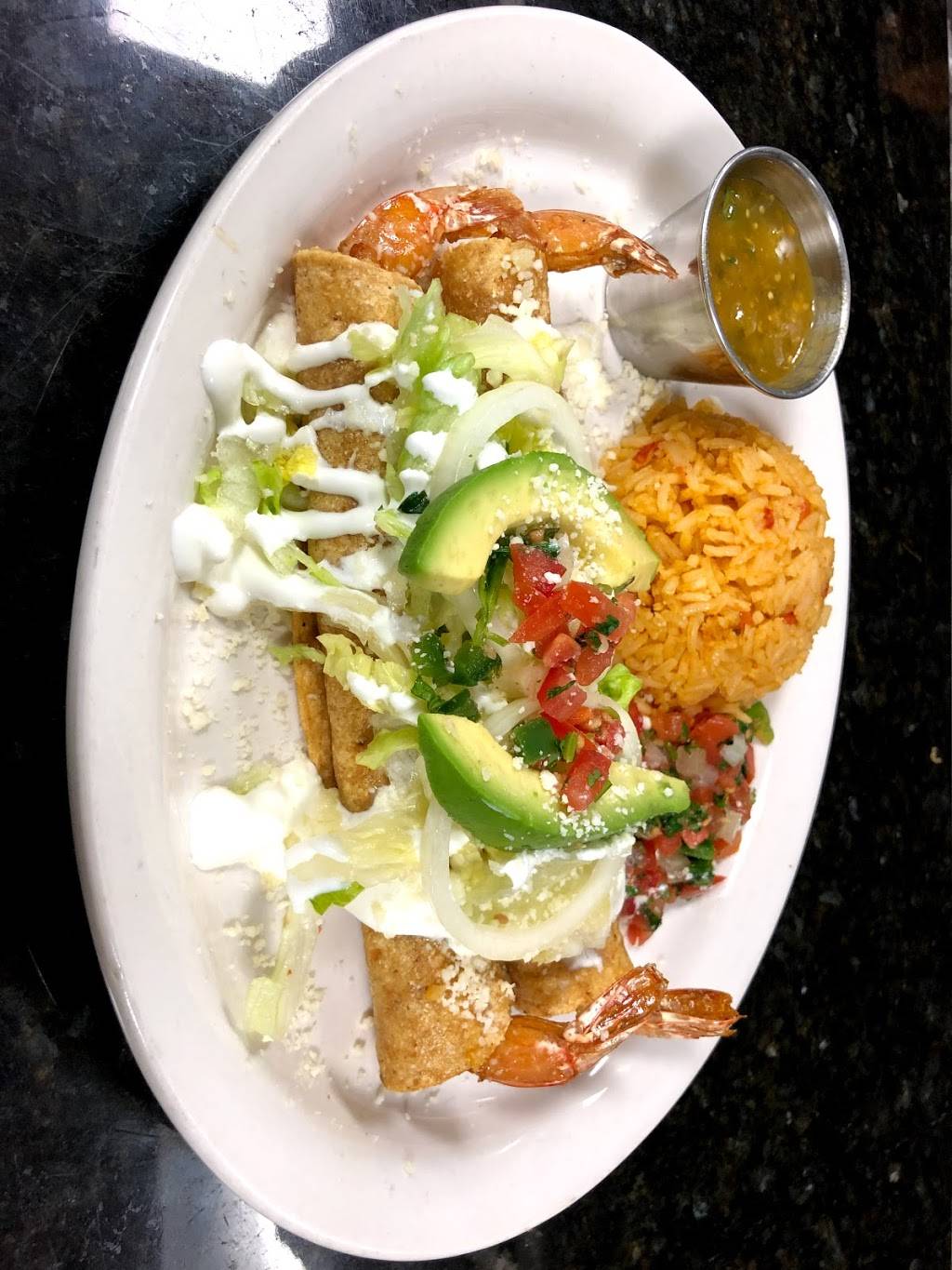 cabritos los cavazos restaurant & cantina | restaurant | 10240 N Walton Walker Blvd, Dallas, TX 75220, USA | 9727077020 OR +1 972-707-7020