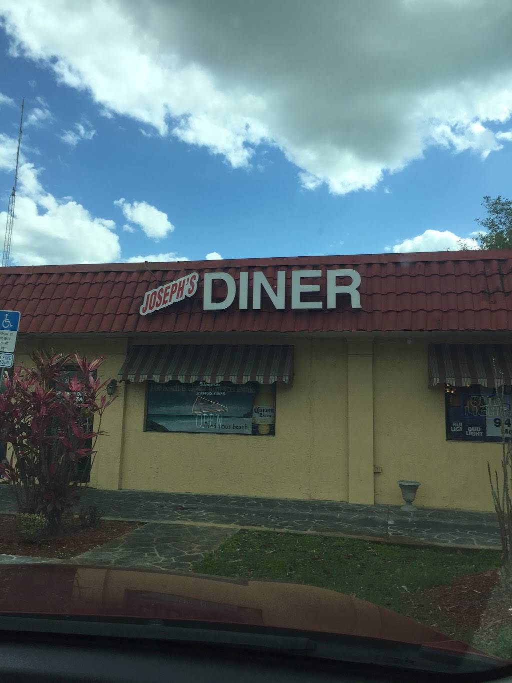 Josephs Diner | restaurant | 625 N Tamiami Trail, Nokomis, FL 34275, USA | 9414800095 OR +1 941-480-0095