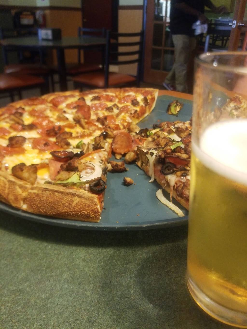 Round Table Pizza | meal delivery | 878 Southampton Rd, Benicia, CA 94510, USA | 7077467000 OR +1 707-746-7000