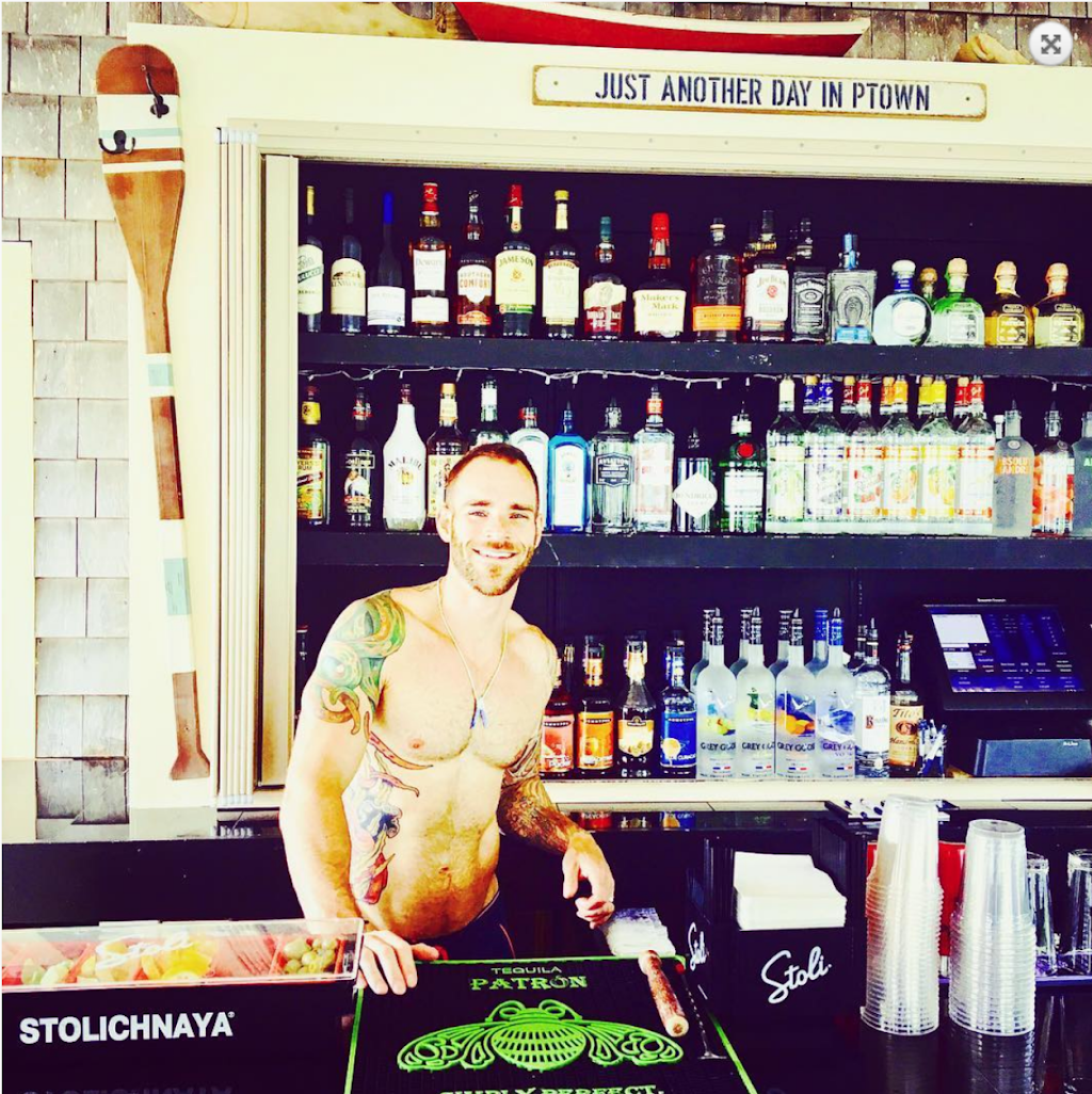 Shipwreck Lounge | night club | 10 Carver St, Provincetown, MA 02657, USA | 5084879005 OR +1 508-487-9005