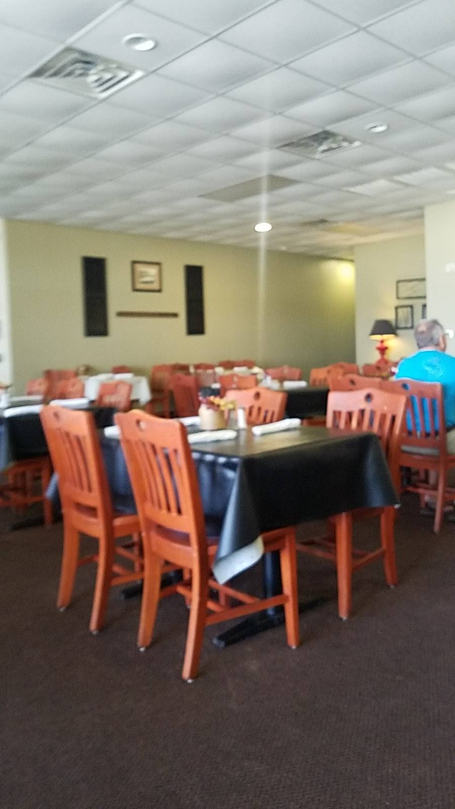 Teds Charcoal Steakhouse | restaurant | 337 Northeast Blvd, Clinton, NC 28328, USA | 9105922600 OR +1 910-592-2600