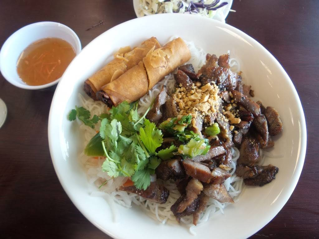 Pho Ha | restaurant | 1971 Bloomingdale Rd, Glendale Heights, IL 60139, USA | 6308944000 OR +1 630-894-4000