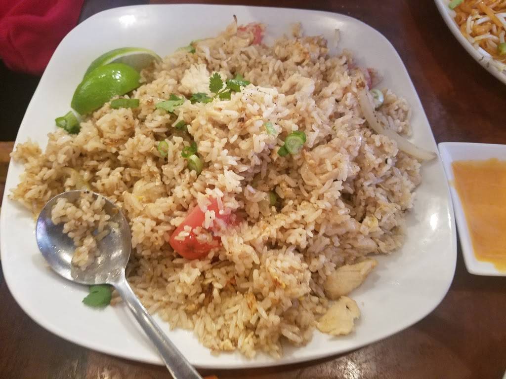 Bangkok Dee Thai Cuisine | restaurant | 10207 N Central Expy, Dallas, TX 75231, USA | 2147393436 OR +1 214-739-3436