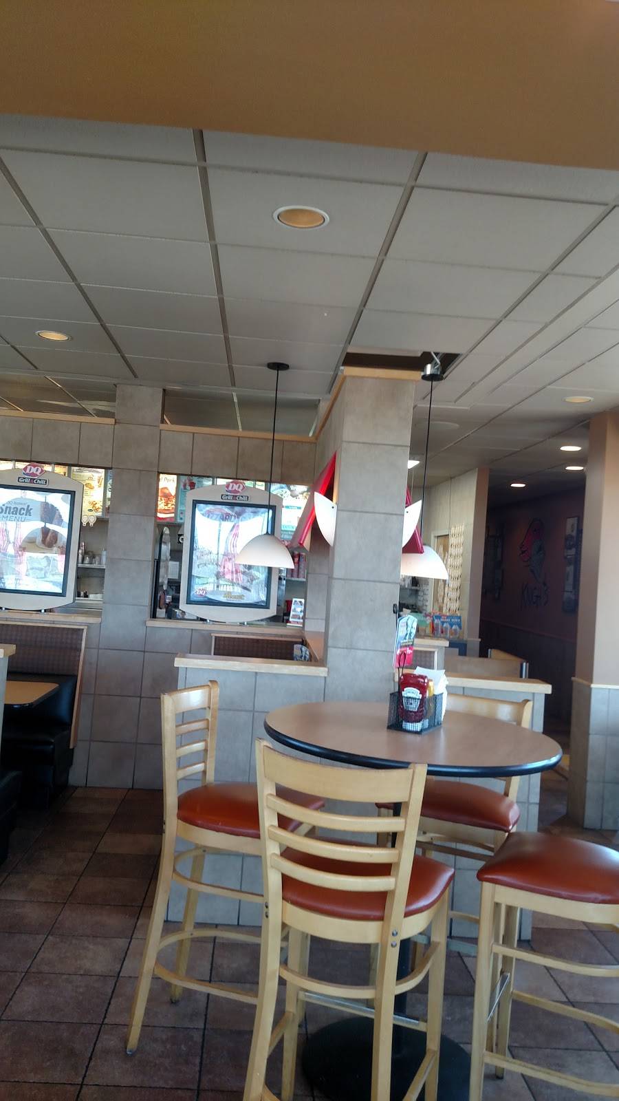 Dairy Queen Grill & Chill | restaurant | 810 Edwardsville Rd, Troy, IL 62294, USA | 6186673868 OR +1 618-667-3868