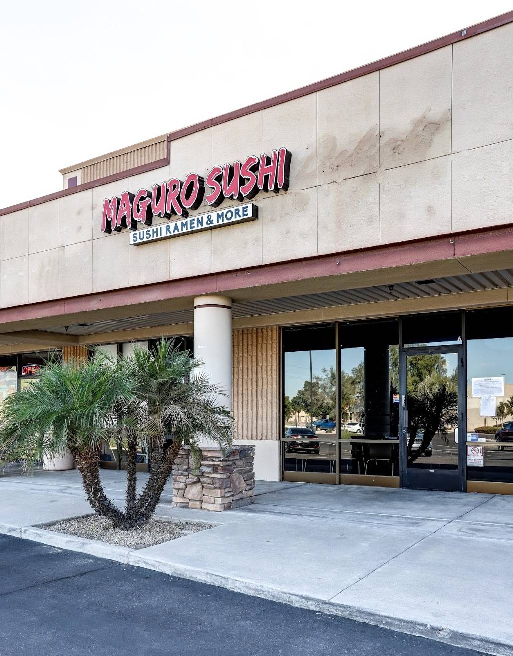 Maguro Sushi and Ramen | restaurant | 3855 W Ray Rd ste 6, Chandler, AZ 85226, USA | 4807926888 OR +1 480-792-6888