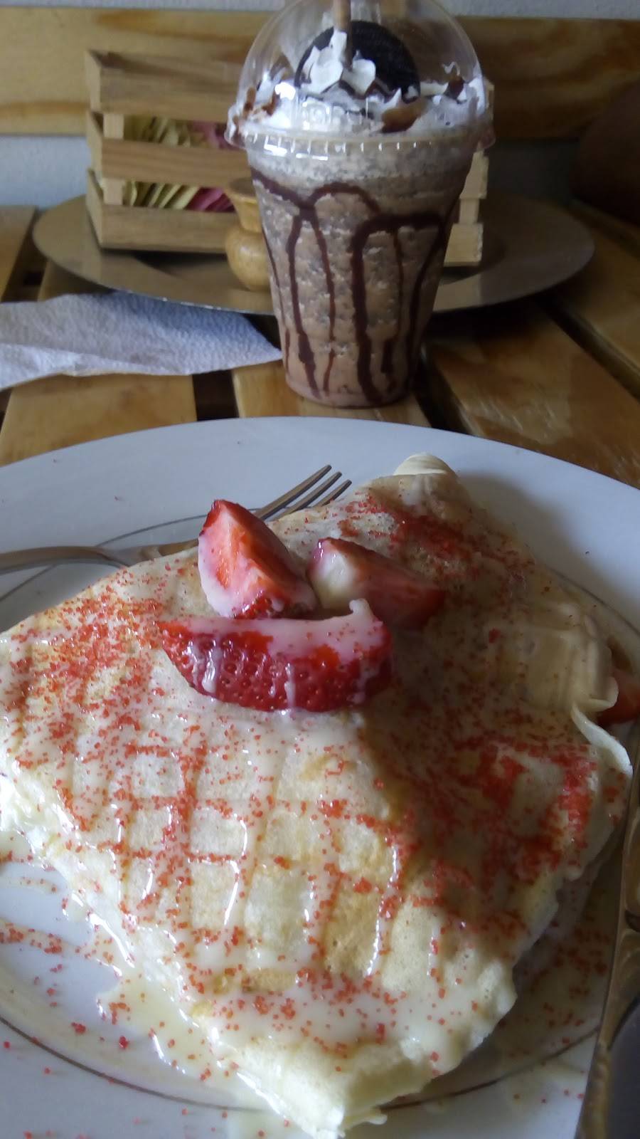 Las Luces | restaurant | Av. Murua Martínez 16901, Infonavitpatrimonio, 22465 Tijuana, B.C., Mexico | 016648046963 OR +52 664 804 6963