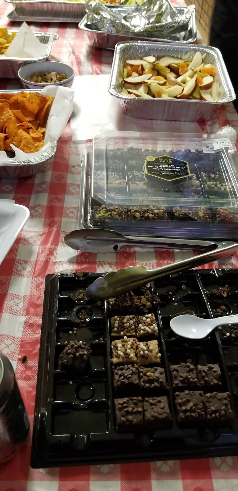 Restaurante El Manantial LLC | restaurant | 2618 N Pershing Dr, Arlington, VA 22201, USA | 7035222449 OR +1 703-522-2449