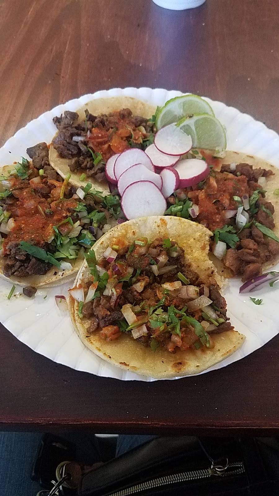 El Jalisquillo | restaurant | 3455 E Lake Mead Blvd #6, North Las Vegas, NV 89030, USA | 7023998237 OR +1 702-399-8237