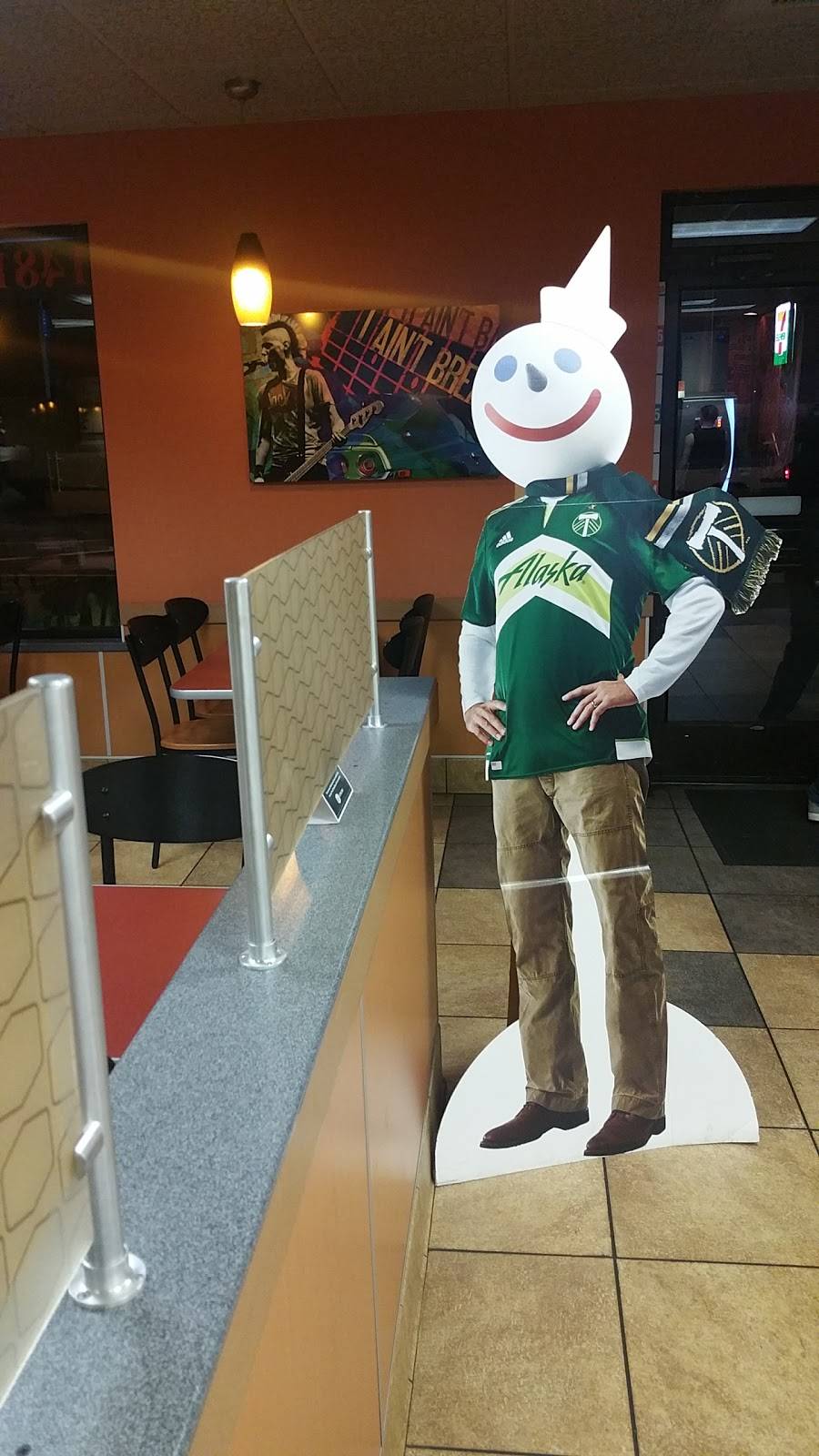 Jack in the Box | restaurant | 14811 SE McLoughlin Blvd, Milwaukie, OR 97267, USA | 5033539435 OR +1 503-353-9435