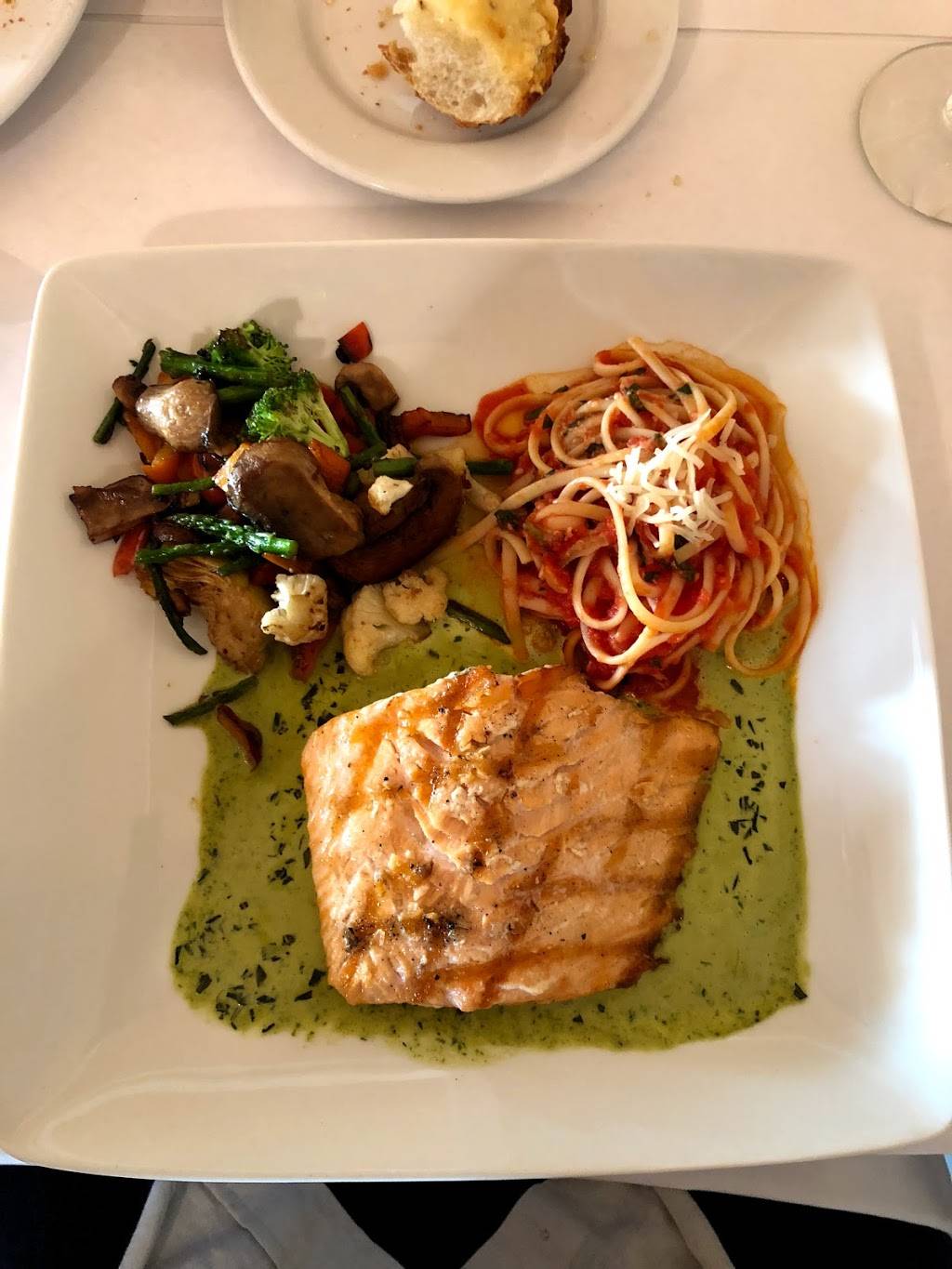 Villa Romano | restaurant | 1011 Soscol Ferry Rd, Napa, CA 94558, USA | 7072524533 OR +1 707-252-4533