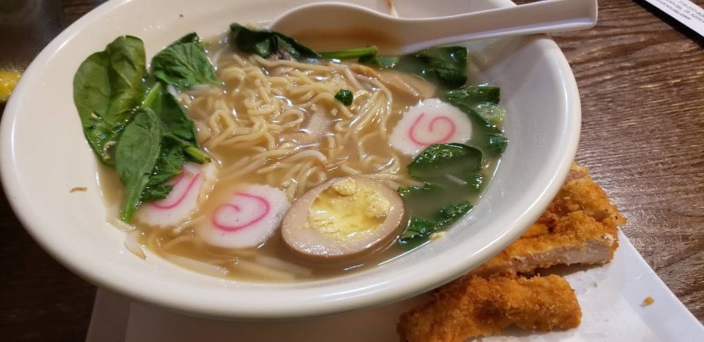 Red Ginger | restaurant | 2419 2nd St #1, Coralville, IA 52241, USA | 3193541071 OR +1 319-354-1071