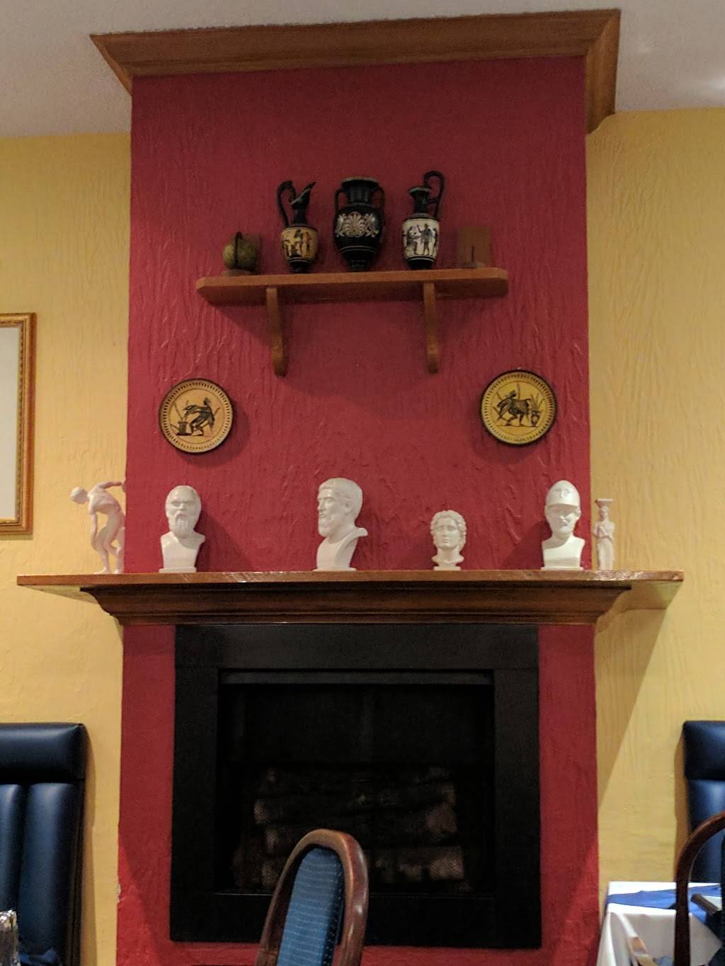 Symposion Greek Cuisine | restaurant | 148 Queen St E, Brampton, ON L6V 1B2, Canada | 9054543984 OR +1 905-454-3984