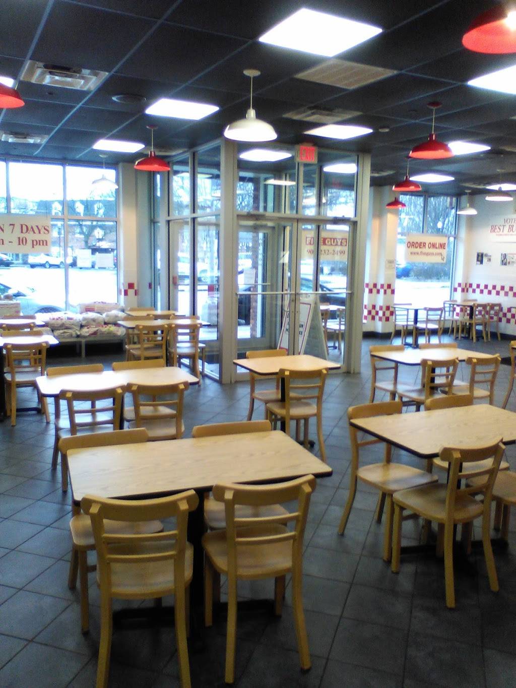 Five Guys | meal takeaway | 21 E Broad St, Westfield, NJ 07090, USA | 9082322499 OR +1 908-232-2499