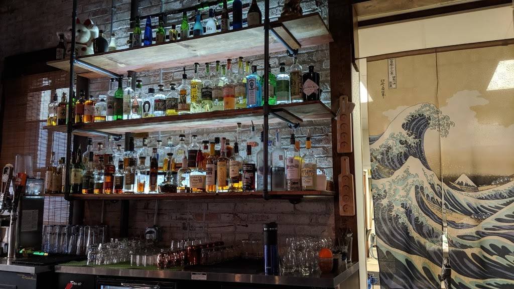 Komodo Loco | restaurant | 109 Oakland St, Denton, TX 76201, USA | 9408080400 OR +1 940-808-0400