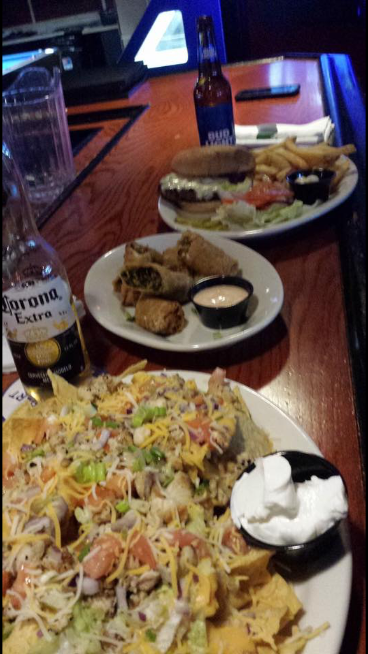 Break Time Bar & Grill | restaurant | 6186 Howdershell Rd, Hazelwood, MO 63042, USA | 3147783411 OR +1 314-778-3411