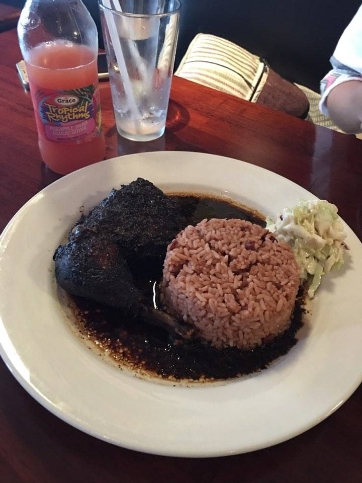 A Taste Of The Islands | restaurant | 16700 Bayview Ave, Newmarket, ON L3X 1W1, Canada | 9059670064 OR +1 905-967-0064