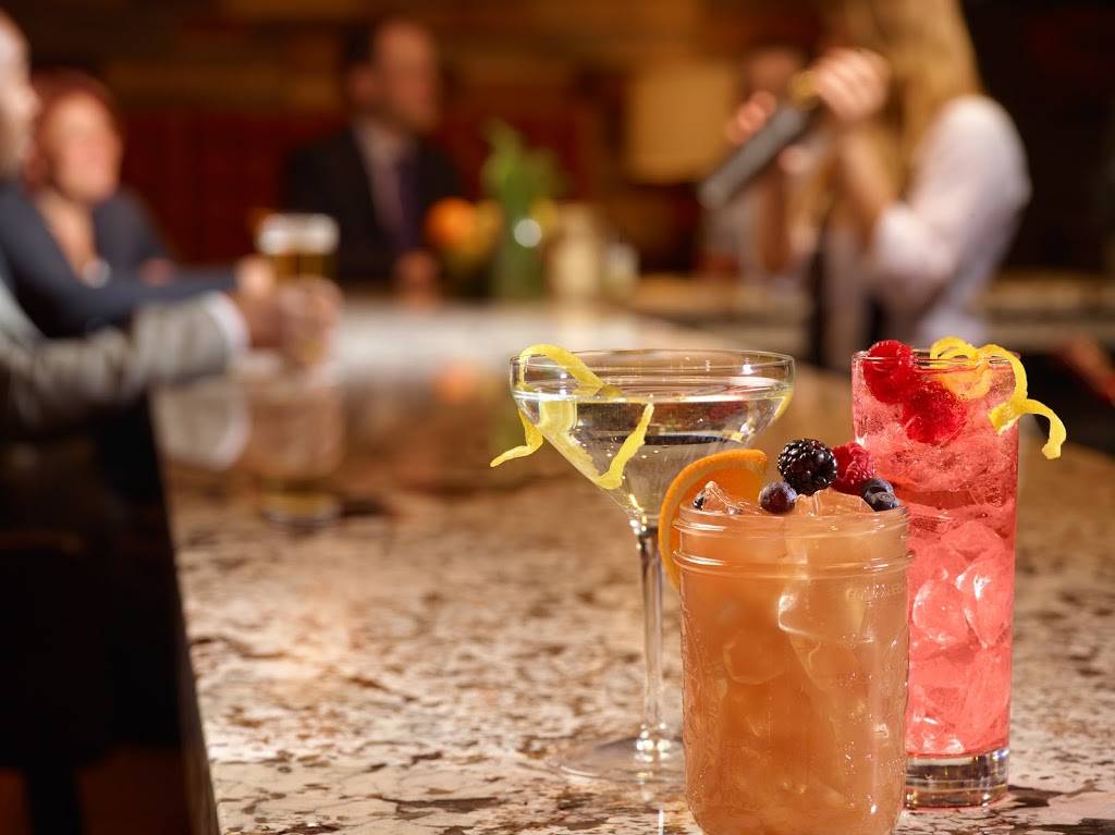 Severin Bar | restaurant | 40 W Jackson Pl, Indianapolis, IN 46225, USA | 3176875190 OR +1 317-687-5190