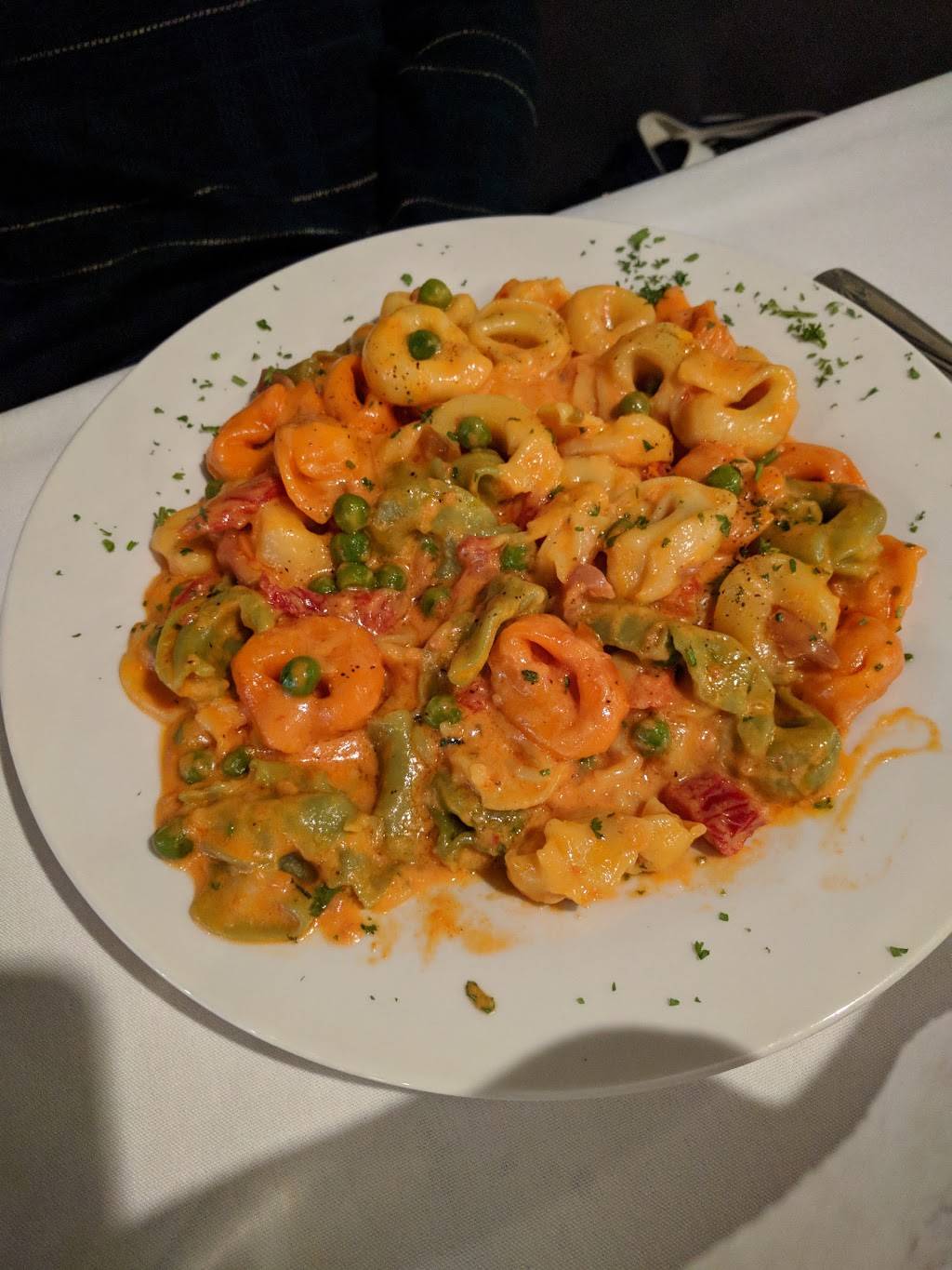 Tesoro | restaurant | 4400 Connecticut Ave NW, Washington, DC 20008, USA | 2023636766 OR +1 202-363-6766