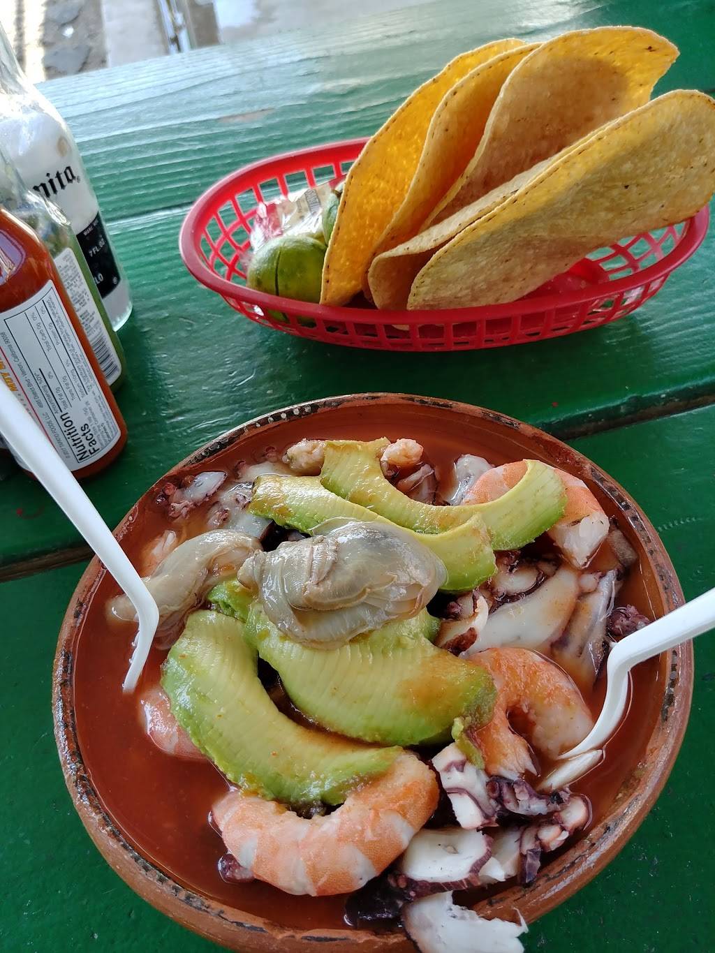 Mariscos Las Cazuelitas | restaurant | 6495 S Union Ave #2, Bakersfield, CA 93307, USA | 6617173052 OR +1 661-717-3052