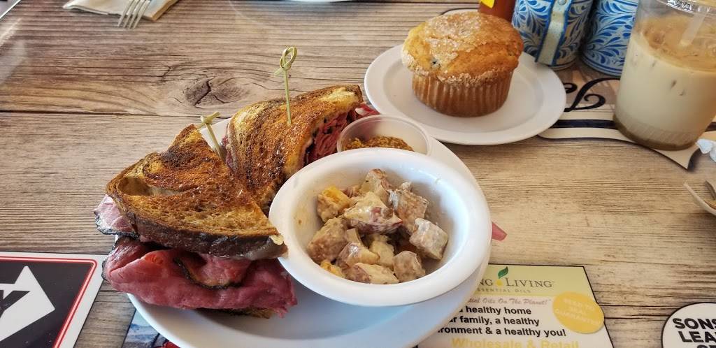 Nora Jeans Koffee Kitchen | cafe | 18850 School House Rd, Black Canyon City, AZ 85324, USA | 6233745326 OR +1 623-374-5326