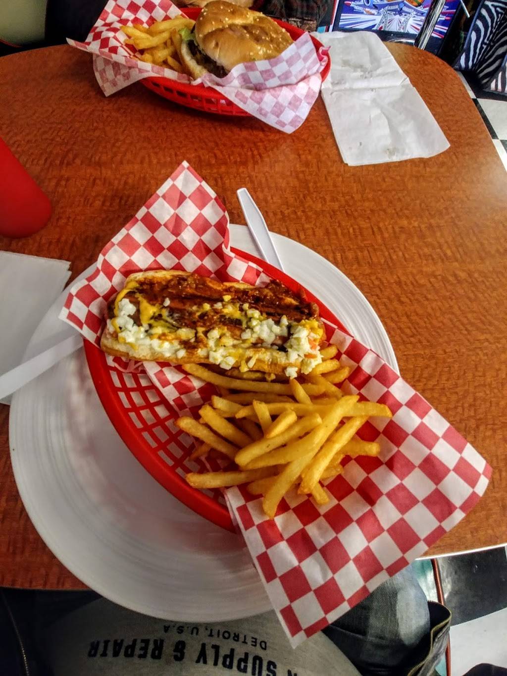 Golden Years Ice Cream Parlor and Diner / Food Truck | restaurant | 12835 U.S. HWY 231/431 N Suite E, Hazel Green, AL 35750, USA | 2566937192 OR +1 256-693-7192