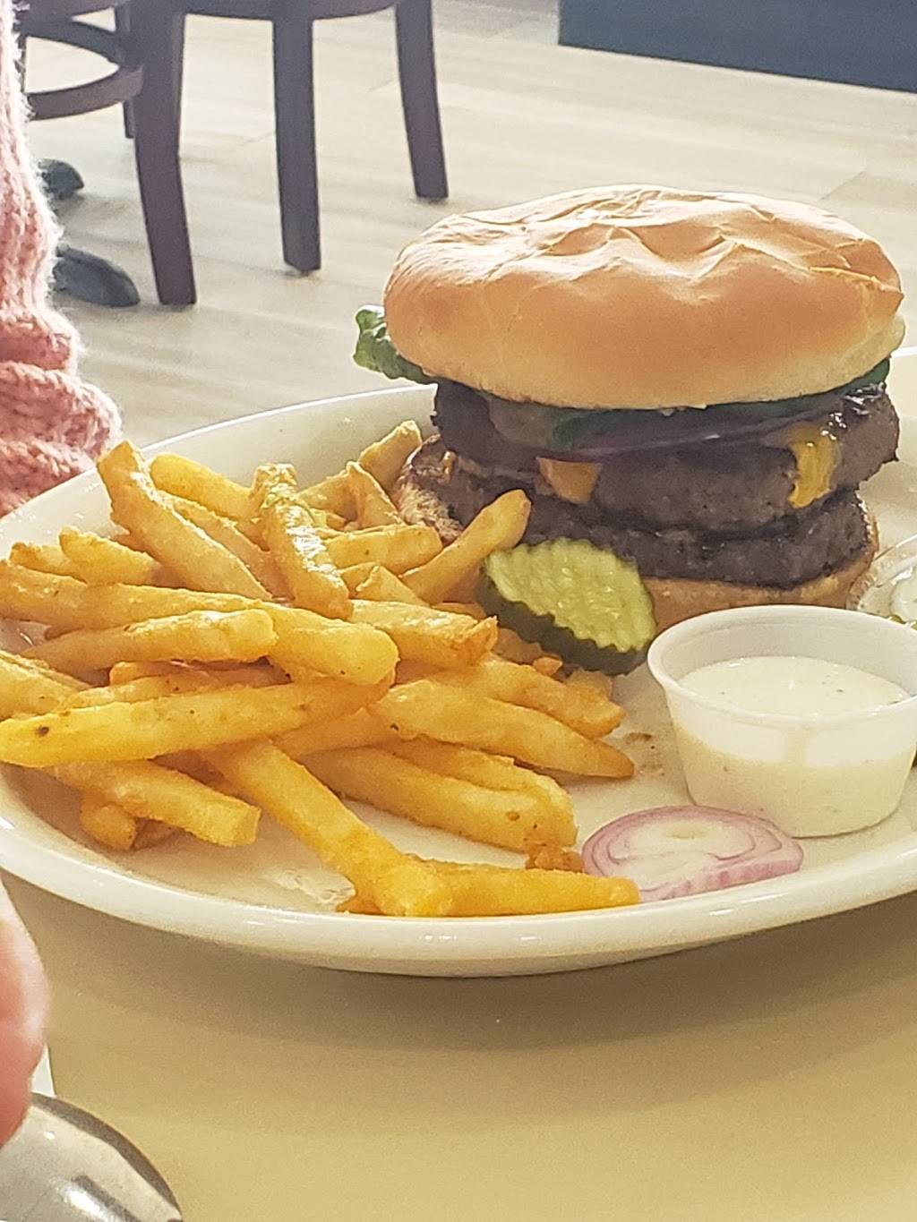 Apple Barrel Cafe | restaurant | 14002 E 116th St N, Owasso, OK 74055, USA | 9185536197 OR +1 918-553-6197