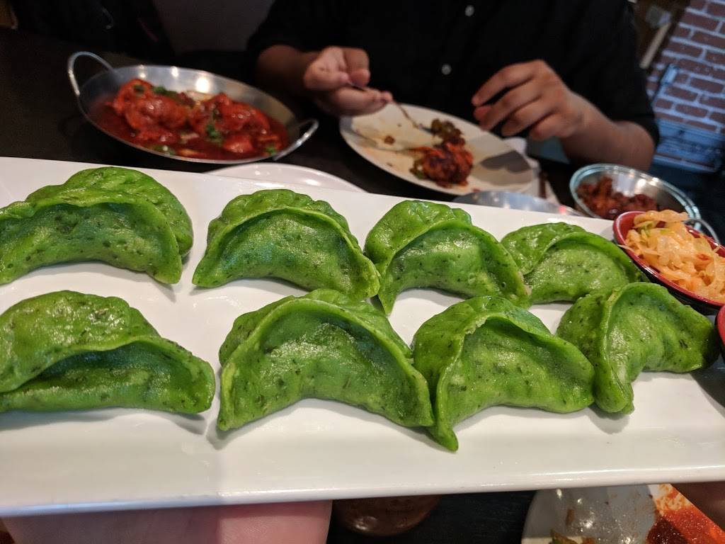 Himalayan Kitchen | restaurant | 1526 Queen St W, Toronto, ON M6R 1A4, Canada | 4165364138 OR +1 416-536-4138