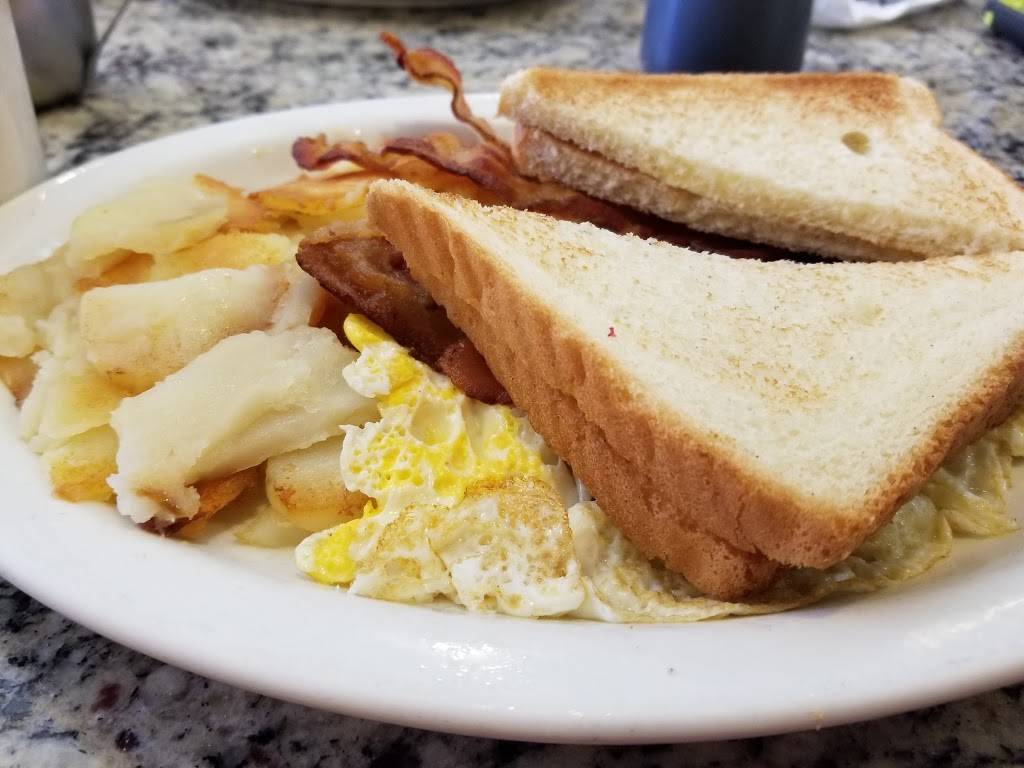 City Line Diner | restaurant | 3302 Derry St, Harrisburg, PA 17111, USA | 7175651171 OR +1 717-565-1171