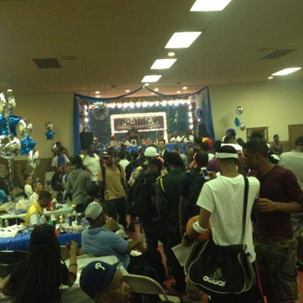 Pulaski Hall | restaurant | 1653 W Hunting Park Ave, Philadelphia, PA 19140, USA | 2675854191 OR +1 267-585-4191