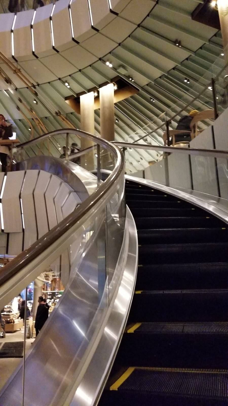 Starbucks | cafe | 377 S Weber Rd, Romeoville, IL 60446, USA | 8158385935 OR +1 815-838-5935