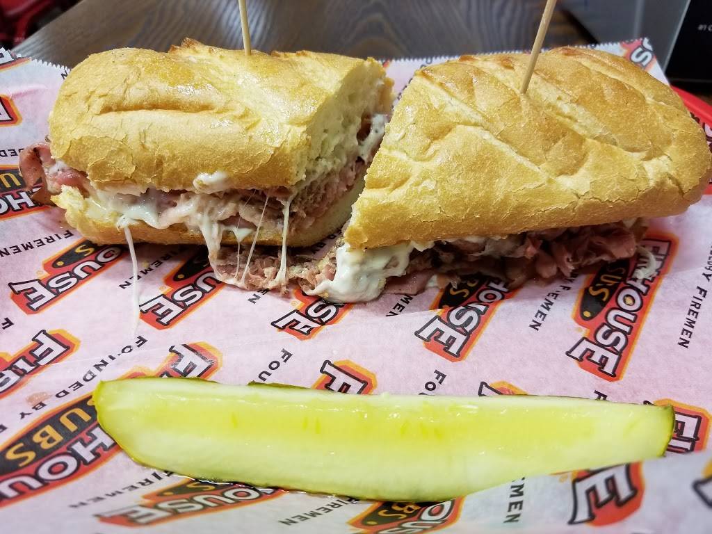 Firehouse Subs | restaurant | 2901 Major MacKenzie Dr W, Maple, ON L6A 3N9, Canada | 9058320002 OR +1 905-832-0002