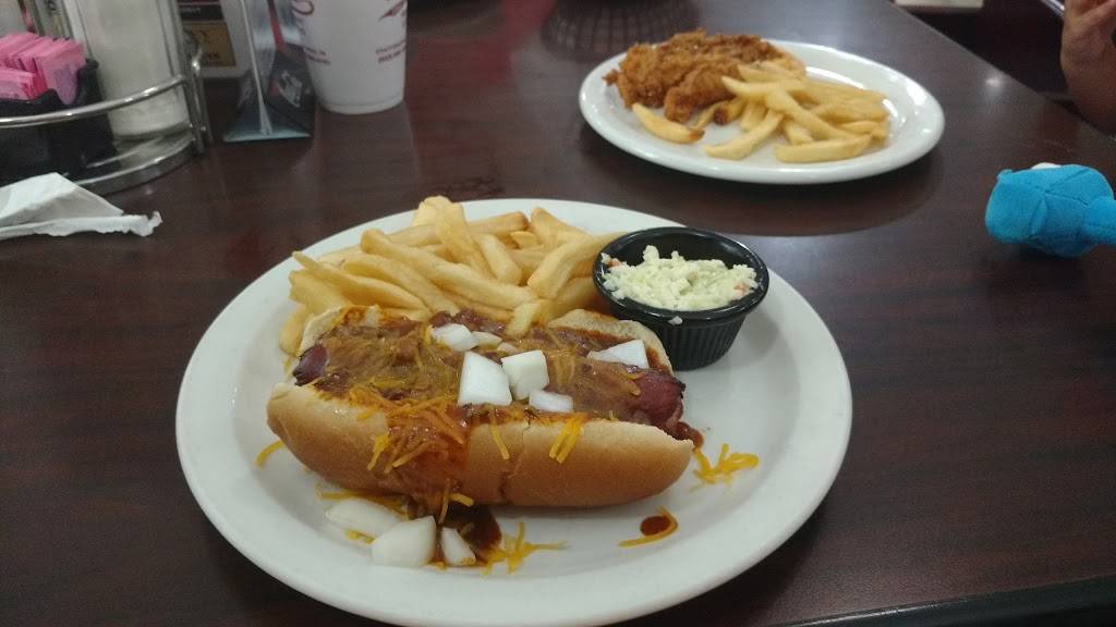 Wallys Restaurant | restaurant | 1600 McCallie Ave, Chattanooga, TN 37404, USA | 4236984643 OR +1 423-698-4643