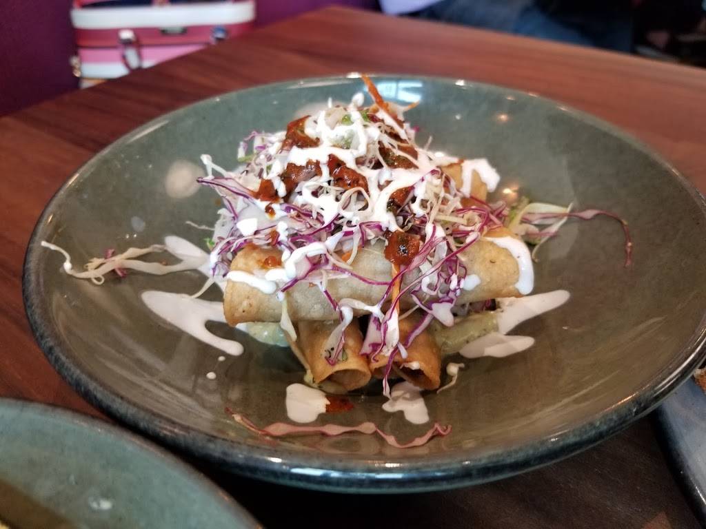 Kitchen Table Squared | restaurant | The Grammercy, 9205 W Russell Rd #85, Las Vegas, NV 89148, USA | 7029828218 OR +1 702-982-8218