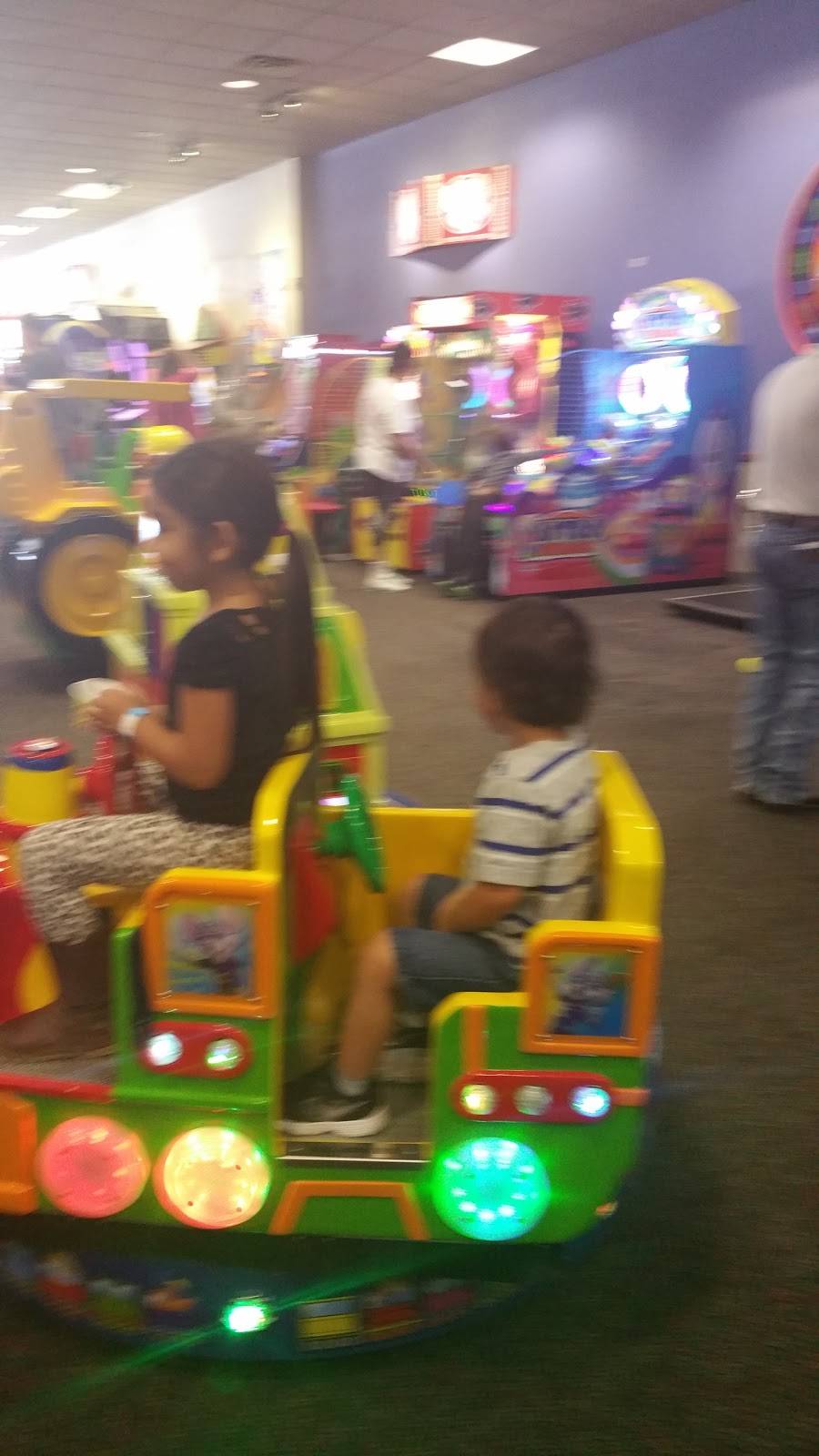 Chuck E. Cheeses | restaurant | 124 FM 1960, Humble, TX 77338, USA | 2815401536 OR +1 281-540-1536