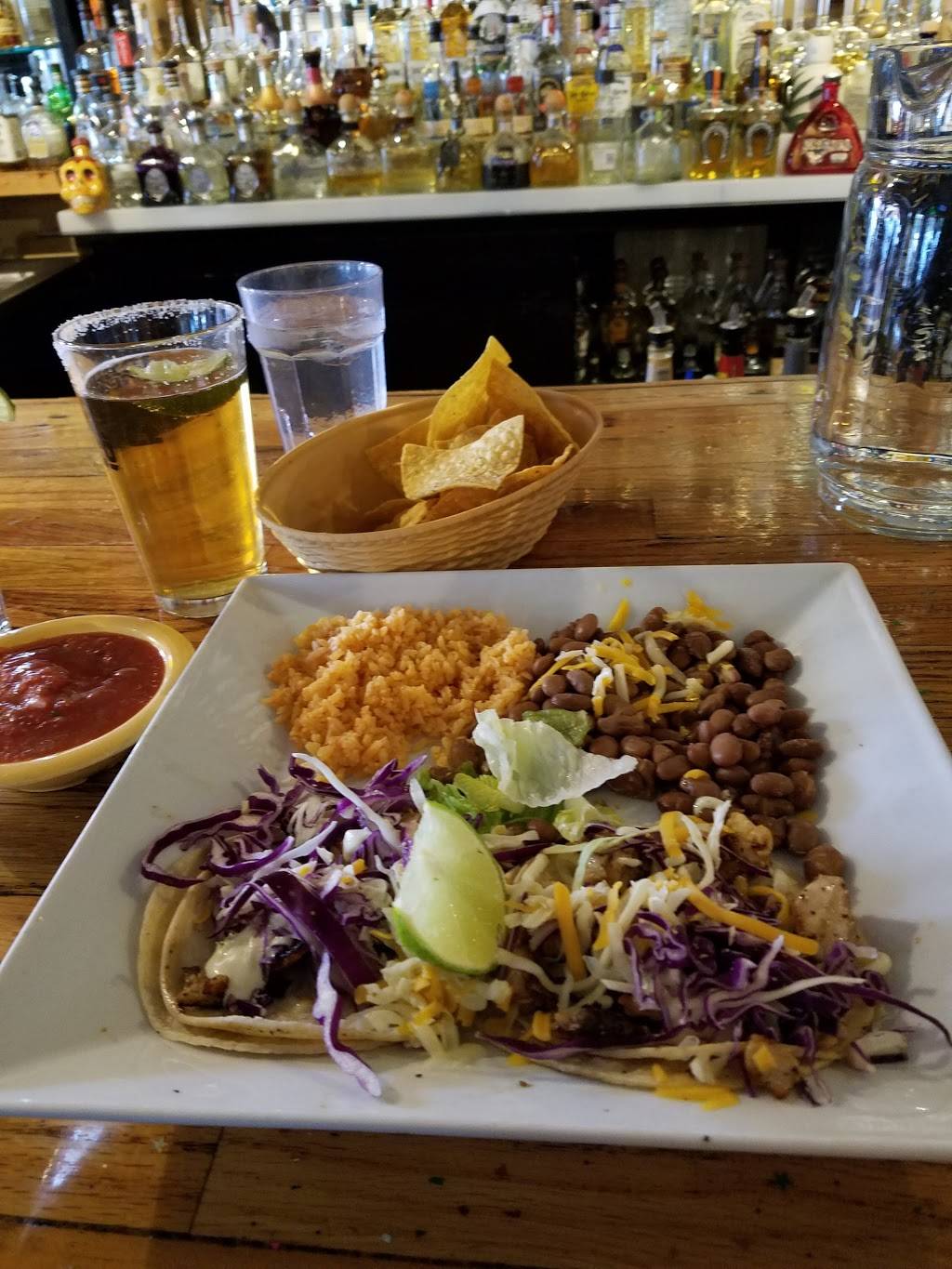 La Fiesta Mexican Kitchen | restaurant | 1849 Willamette Falls Dr, West Linn, OR 97068, USA | 5036576001 OR +1 503-657-6001