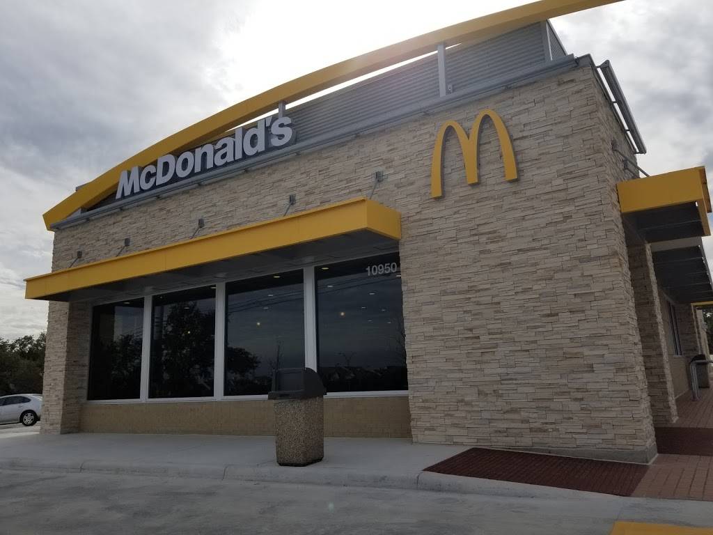 McDonalds | cafe | 10950 Hwy 151 Seaworld, San Antonio, TX 78251, USA | 2105229494 OR +1 210-522-9494