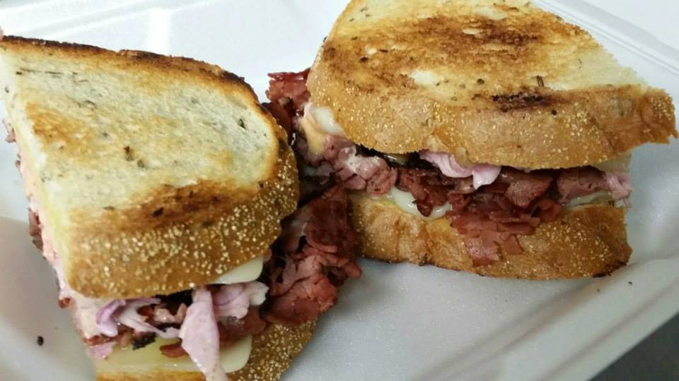 Villaggio Deli & Restaurant | restaurant | 6310 Van Nuys Blvd, Van Nuys, CA 91401, USA | 8187851500 OR +1 818-785-1500