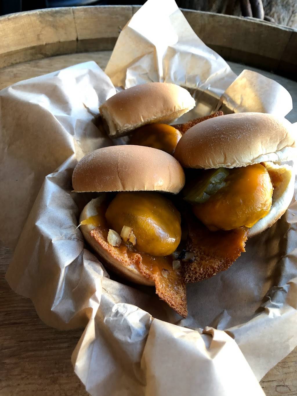 Black Fleet Brewing | restaurant | 2302 Fawcett Ave, Tacoma, WA 98402, USA | 2533271641 OR +1 253-327-1641