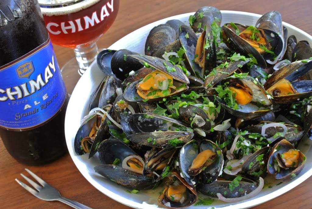 Lukas Taproom & Lounge | night club | 2221 Broadway, Oakland, CA 94612, USA | 5104514677 OR +1 510-451-4677