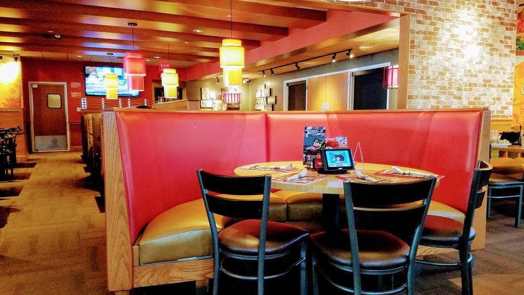 Applebees Grill + Bar | restaurant | 82894 CA-111, Indio, CA 92201, USA | 7603424149 OR +1 760-342-4149